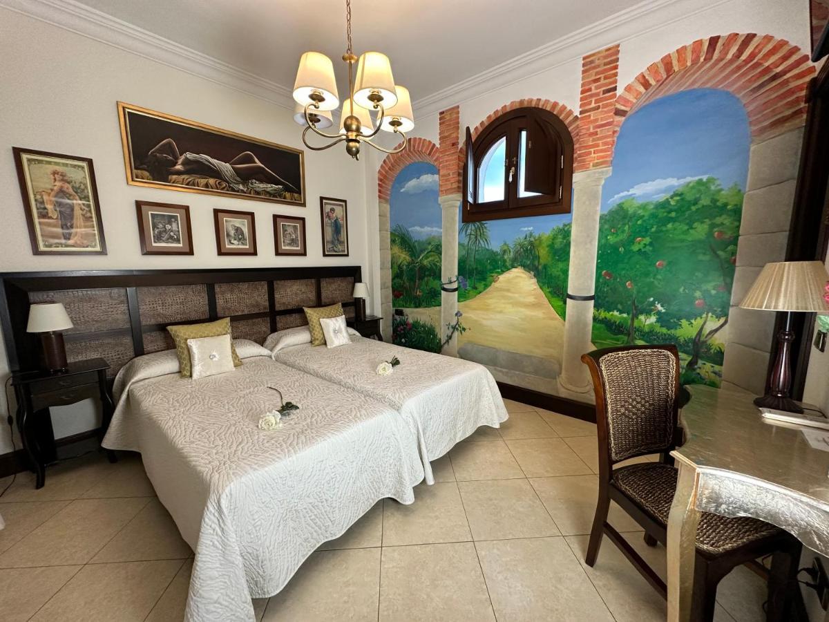 Hotel Boutique Casa Veracruz Estepona Ngoại thất bức ảnh